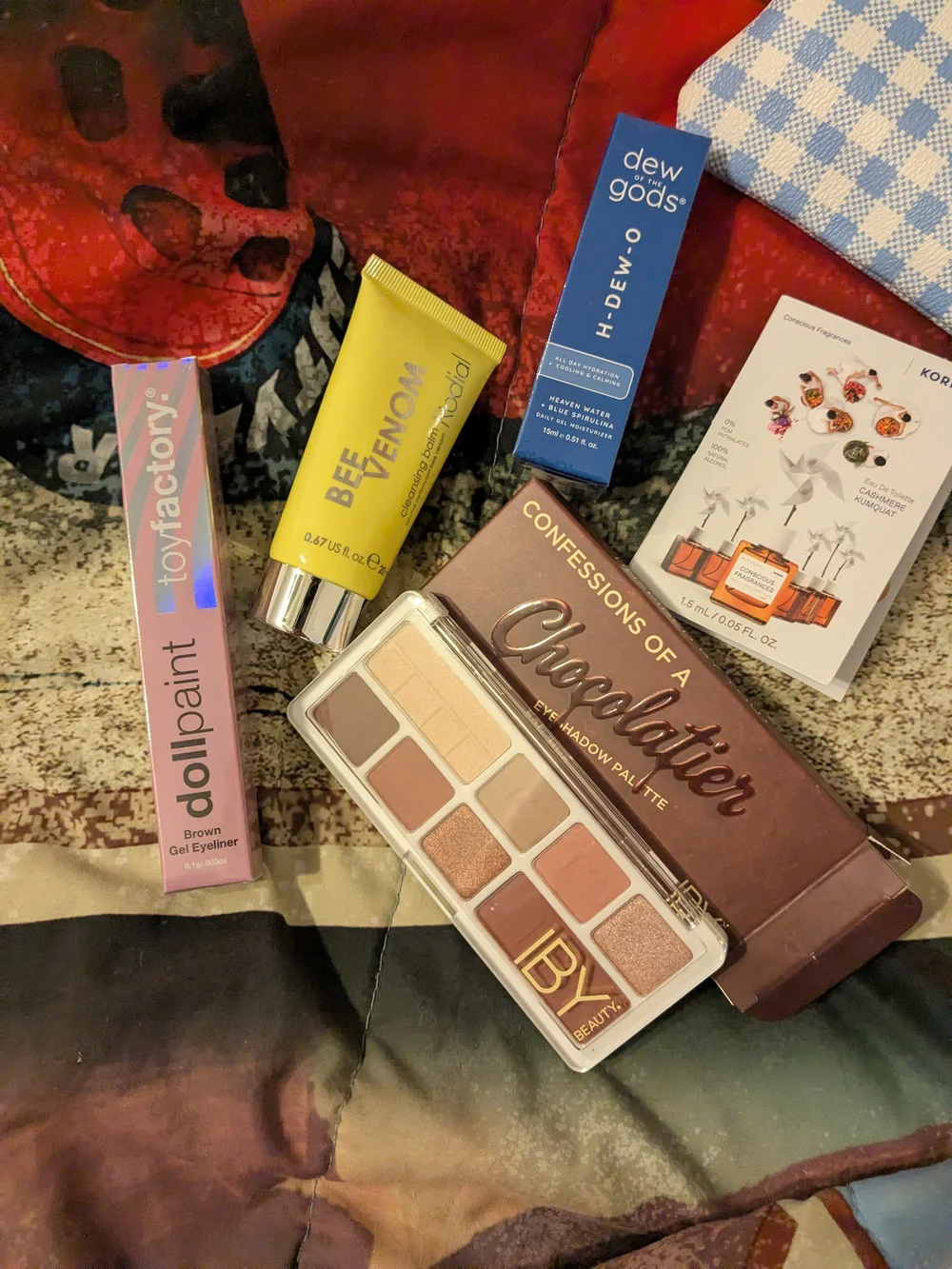 ipsy Blue Gingham Makeup Bag with Neutral Eyeshadow Palette and Skincare Samples